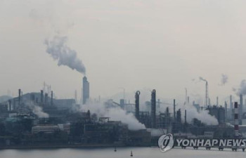 산업계 2030년 온실가스 감축률 14.5→11.4%…尹정부 첫 로드맵