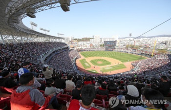 [프로야구개막] ①추락한 한국 야구, 각종 악재에 42번째 시즌 무거운 첫걸음
