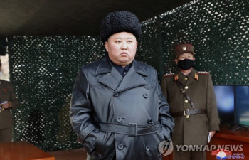 북한 "선전선동 간부들, 김정은에 목숨바칠 확성기 돼야"