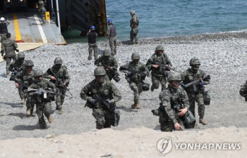 한미 연합상륙 '쌍룡훈련' 시작…5년만에 사단급으로 확대 부활