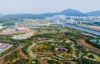 수도권매립지 야생화단지 시설 관리 '적신호'…예산 반토막
