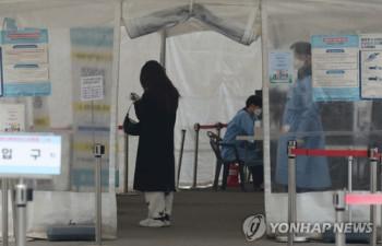 충북 어제 290명 확진…감염지수 1 아래 떨어져