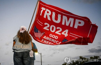 "민주 88% 기소당연 vs 공화 79% 정치수사"…트럼프 놓고 美분열